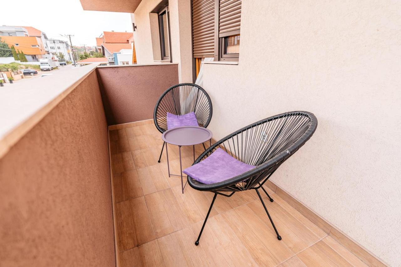 Hotel Lotos Depandans Ni Exterior foto